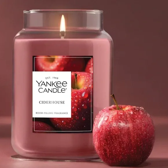 Yankee Candle Ciderhouse Large Jar - Picture 1 of 6
